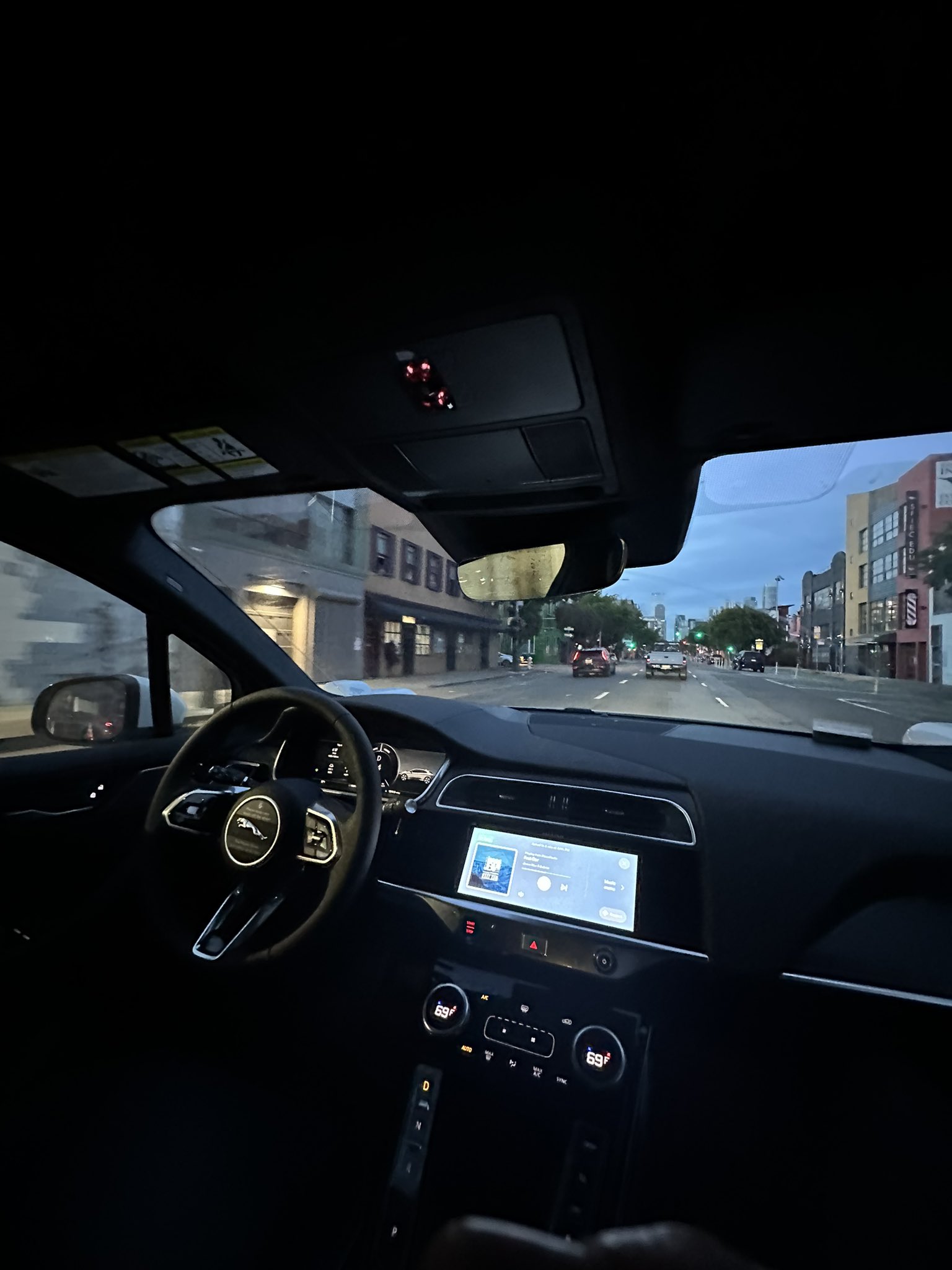 1797473562166698332-0